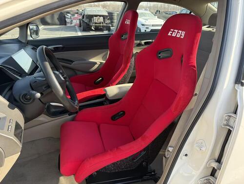 последний случай компании о EDDY Racing Seat MR Model
