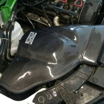 Воздушная коробка из углеродного волокна легкая, сильная и стильная